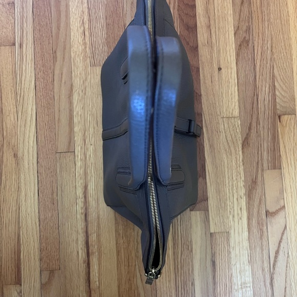 J Crew purse in very good condition! - Picture 7 of 12